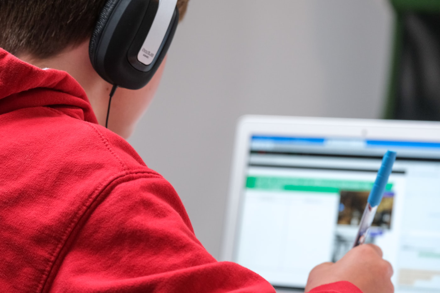 Digital learning on laptop